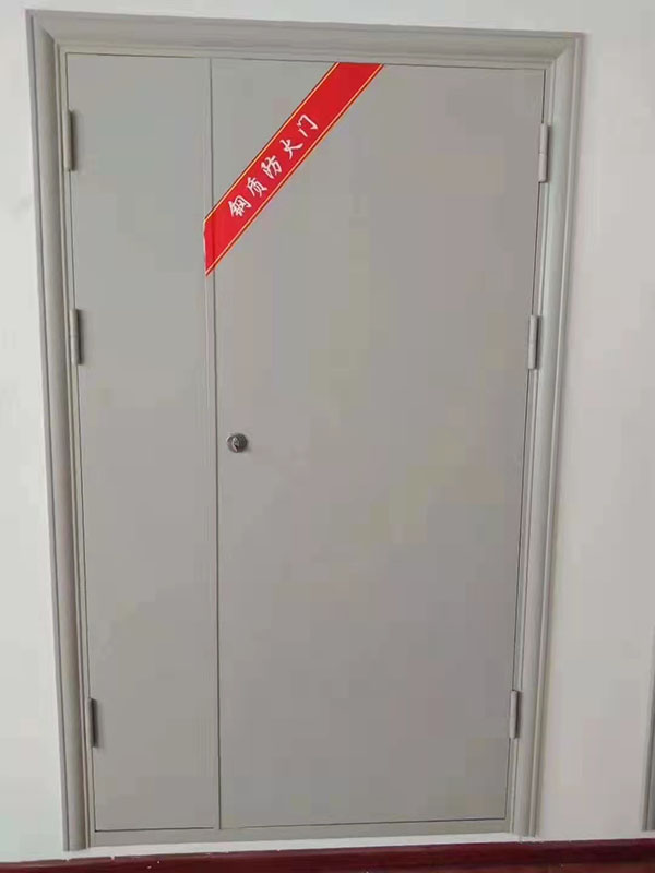 鋼質防火門